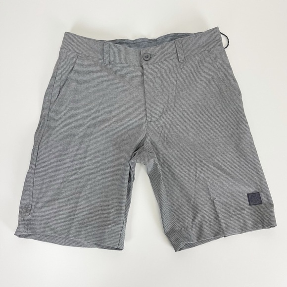 NEW Vintage 1946 Shorts Mens 30 Gray Pencil Stripe Gold - Picture 1 of 12